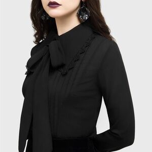 ISO KILLSTAR LYRICORE blouse!!!!